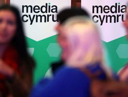 Media-Cymru-launch-aOct-22-900x822