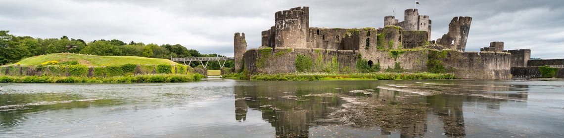 Caerphilly Castle croppped GettyImages-1263452908.jpg
